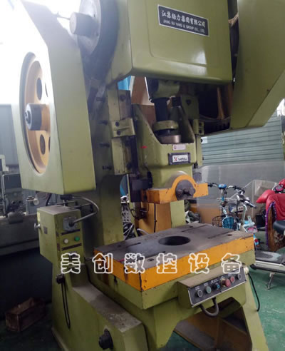 ���۶��֓P(y��ng)��J23-80�_(k��i)ʽ�ɃA�����C(j��)