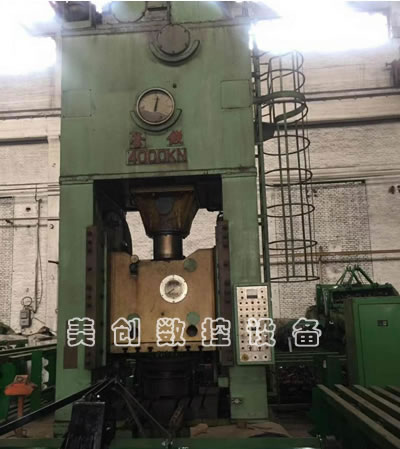 ���։����C(j��)